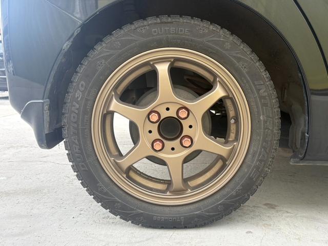 タント L 社外アルミホイール スタッドレスタイヤ ローダウン 両側スライドドア フルフラットシート CD AM FM エアバック 助手席エアバック 運転席エアバック パワーステアリング パワーウィンドウ(26枚目)