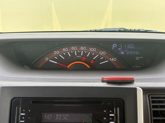 タント L 社外アルミホイール スタッドレスタイヤ ローダウン 両側スライドドア フルフラットシート CD AM FM エアバック 助手席エアバック 運転席エアバック パワーステアリング パワーウィンドウ(55枚目)