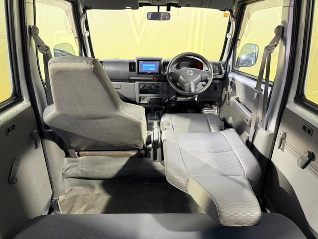 NV100クリッパーバン ETC ナビ フルセグ CD FM AM エアコン・クーラー パワステ 運転席エアバック助手席エアバック 両側スライドドア(35枚目)