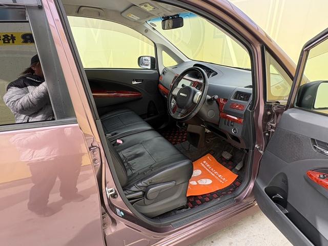 ムーヴ カスタム　ＲＳ　ドライブレコーダー　ＥＴＣ　ＴＶ　ナビ　ＡＭ　ＦＭ　Ｂｌｕｅｔｏｏｔｈ　エアコン・クーラー　スマートキー　キーレスエントリ－　ＡＢＳ　パワステ　パワーウィンドウ　ベンチシート　盗難防止装置（33枚目）