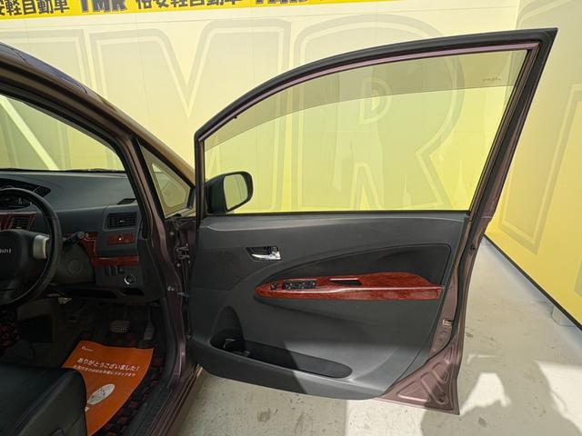 ムーヴ カスタム　ＲＳ　ドライブレコーダー　ＥＴＣ　ＴＶ　ナビ　ＡＭ　ＦＭ　Ｂｌｕｅｔｏｏｔｈ　エアコン・クーラー　スマートキー　キーレスエントリ－　ＡＢＳ　パワステ　パワーウィンドウ　ベンチシート　盗難防止装置（42枚目）