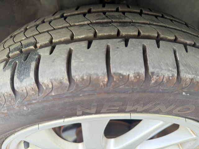 ムーヴコンテ カスタム RS 電動シート ナビ 純正アルミホイール Bluetooth ワンセグ ラジオ CD パワーウィンドウ パワーステアリング フロントフォグランプ スマートキー キーレスエントリー ベンチシート エアコン(26枚目)