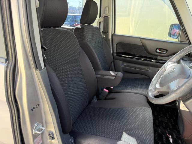 スペーシアカスタム ＴＳ　ＥＴＣ　カロッツェリアナビ　Ｂｌｕｅｔｏｏｔｈ　両側電動スライドドア　ＣＤ　ラジオ　フルセグ　アイドリングストップ　純正アルミホイール　スマートキー　フルフラットシート　フロントフォグランプ（38枚目）