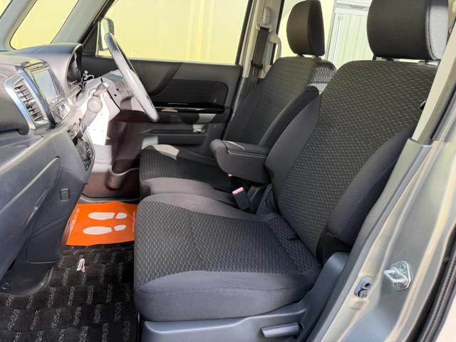 スペーシアカスタム ＴＳ　ＥＴＣ　カロッツェリアナビ　Ｂｌｕｅｔｏｏｔｈ　両側電動スライドドア　ＣＤ　ラジオ　フルセグ　アイドリングストップ　純正アルミホイール　スマートキー　フルフラットシート　フロントフォグランプ（42枚目）