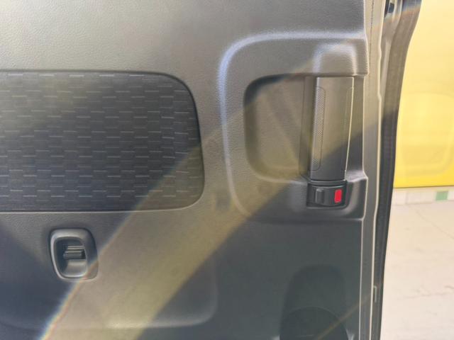 スペーシアカスタム ＴＳ　ＥＴＣ　カロッツェリアナビ　Ｂｌｕｅｔｏｏｔｈ　両側電動スライドドア　ＣＤ　ラジオ　フルセグ　アイドリングストップ　純正アルミホイール　スマートキー　フルフラットシート　フロントフォグランプ（52枚目）