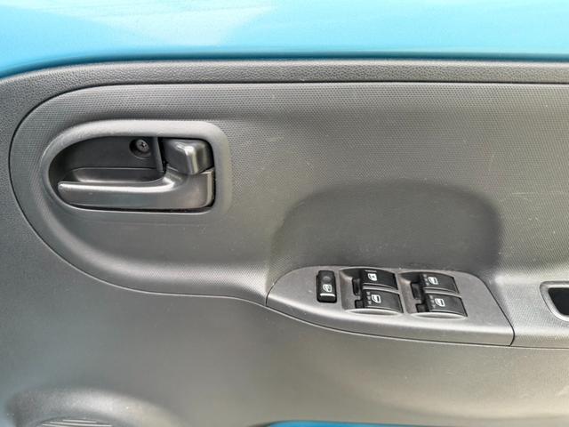 エッセ Ｄ　５速マニュアル　５ＭＴ　モモステハンドル　ＥＴＣ　社外アルミホイール　ナビ　フルセグ　ＣＤ　ＦＭ　ＡＭ　パワーステアリング　パワーウィンドウ　キーレスエントリー　運転席エアバック　助手席エアバック（48枚目）