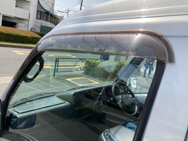 サンバーバン ディアス　ワンオーナー車・実走行１５０００ｋｍ・中期型・オートマ・最大積載量３５０ｋｇ・リヤシート分割式・４Ｎｏ貨物・事業用（黒ナンバー）登録可・６ヶ月走行無制限保証付き・キーレス・ライトレベライザー（30枚目）