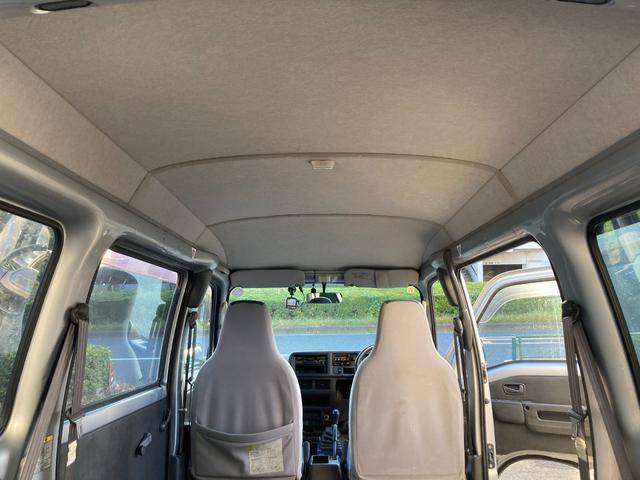 サンバーバン ＶＣ　パートタイム４ＷＤ・４気筒エンジン・５スピード・フル装備（ＰＷフロントのみ）・最大積載量３５０ｋｇ・４ナンバー貨物・事業用黒ナンバー登録可・認証工場整備（記録簿付）・内装全バラシ清掃・外装ポリッシュ（21枚目）