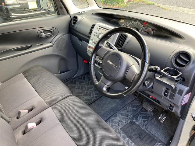 タント カスタムRS カスタムRSターボ・MOMOステアリング・左パワースライドドア・ピラーレス・90度開閉ドア・スマートキー・オートマ・フル装備・純正15インチアルミ・ドアバイザー(5枚目)