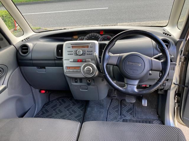 タント カスタムRS カスタムRSターボ・MOMOステアリング・左パワースライドドア・ピラーレス・90度開閉ドア・スマートキー・オートマ・フル装備・純正15インチアルミ・ドアバイザー(7枚目)