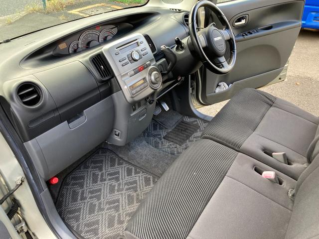 タント カスタムRS カスタムRSターボ・MOMOステアリング・左パワースライドドア・ピラーレス・90度開閉ドア・スマートキー・オートマ・フル装備・純正15インチアルミ・ドアバイザー(11枚目)