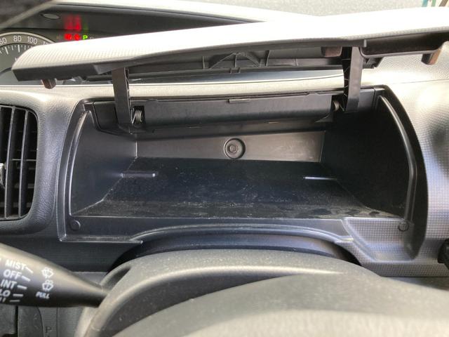 タント カスタムRS カスタムRSターボ・MOMOステアリング・左パワースライドドア・ピラーレス・90度開閉ドア・スマートキー・オートマ・フル装備・純正15インチアルミ・ドアバイザー(31枚目)