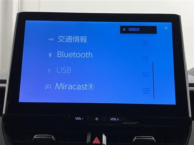 カローラクロス ハイブリッド　Ｓ　３９５０ｋｍ　ＬＥＤライト　フルセグＴＶ　アルミホイール　クルーズコントロール　スマートキー　ＥＴＣ　イモビ　メモリーナビ　ドラレコ　リヤカメラ　衝突防止ブレーキ（10枚目）