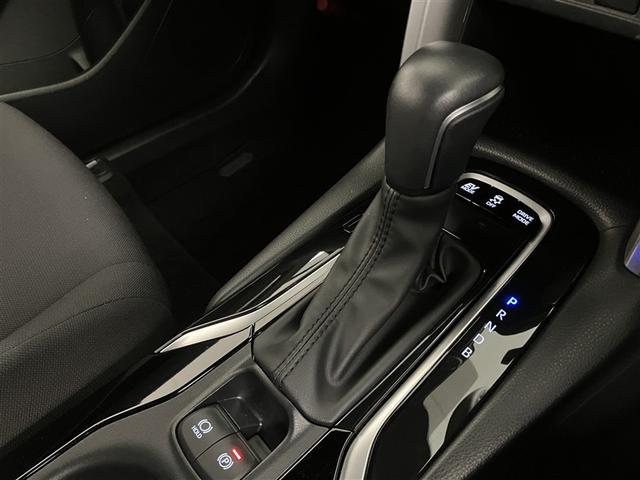 カローラクロス ハイブリッド　Ｓ　３９５０ｋｍ　ＬＥＤライト　フルセグＴＶ　アルミホイール　クルーズコントロール　スマートキー　ＥＴＣ　イモビ　メモリーナビ　ドラレコ　リヤカメラ　衝突防止ブレーキ（22枚目）