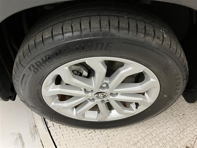 カローラクロス ハイブリッド　Ｓ　３９５０ｋｍ　ＬＥＤライト　フルセグＴＶ　アルミホイール　クルーズコントロール　スマートキー　ＥＴＣ　イモビ　メモリーナビ　ドラレコ　リヤカメラ　衝突防止ブレーキ（39枚目）