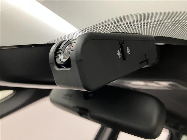 ヴォクシー ハイブリッドS-G 32991km リアオートエアコン クルコン Bカメラ 横滑防止装置 LEDヘッド ETC車載器 ワンオーナー車 両側自動ドア キーレス ナビ&TV アルミホイール 3列シート スマートキー(13枚目)