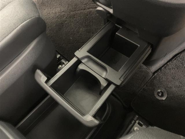 ヴォクシー ハイブリッドS-G 32991km リアオートエアコン クルコン Bカメラ 横滑防止装置 LEDヘッド ETC車載器 ワンオーナー車 両側自動ドア キーレス ナビ&TV アルミホイール 3列シート スマートキー(24枚目)