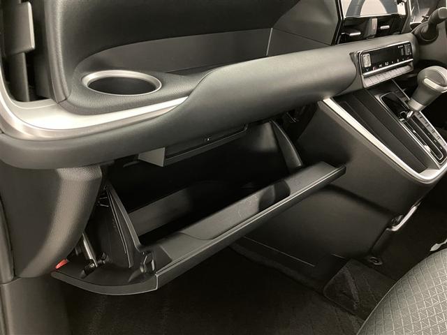 ヴォクシー ハイブリッドS-G 32991km リアオートエアコン クルコン Bカメラ 横滑防止装置 LEDヘッド ETC車載器 ワンオーナー車 両側自動ドア キーレス ナビ&TV アルミホイール 3列シート スマートキー(27枚目)