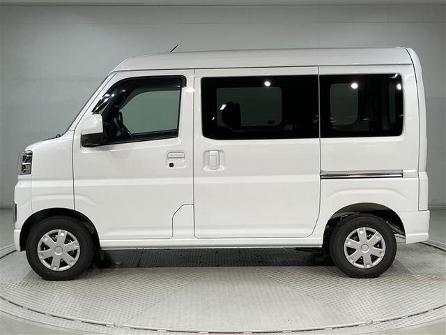 ハイゼットカーゴ クルーズターボ　届出済未使用者　パワーステアリング　ＬＥＤヘッドライト　パートタイム４ＷＤ　ＥＳＣ　スマートキー　アイドリングストップ　ＡＢＳ　オートエアコン　セキュリティ　前席パワーウインドウ　衝突回避支援ブレーキ（2枚目）