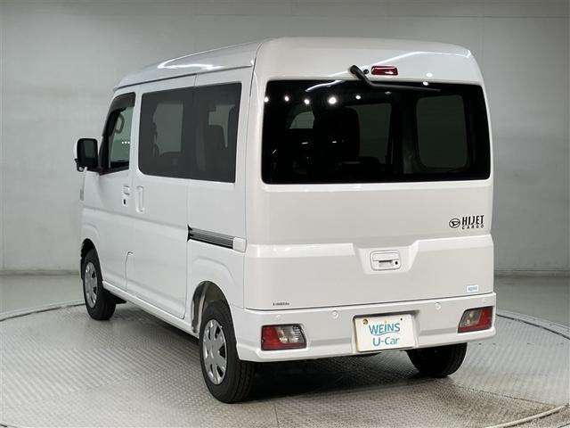ハイゼットカーゴ クルーズターボ　届出済未使用者　パワーステアリング　ＬＥＤヘッドライト　パートタイム４ＷＤ　ＥＳＣ　スマートキー　アイドリングストップ　ＡＢＳ　オートエアコン　セキュリティ　前席パワーウインドウ　衝突回避支援ブレーキ（4枚目）