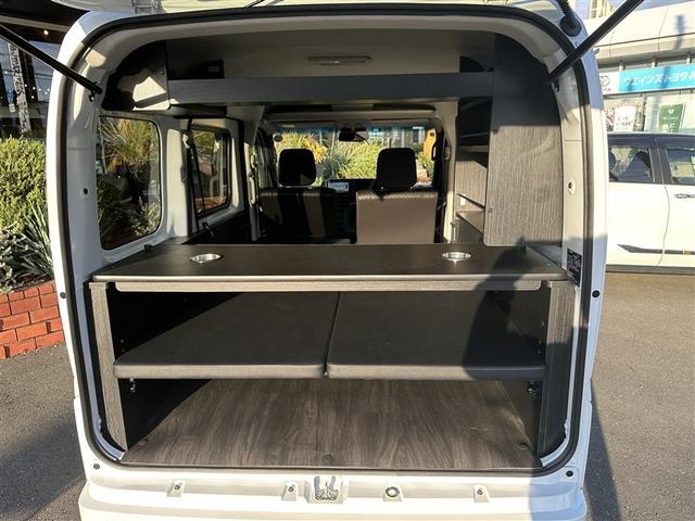 ハイゼットカーゴ クルーズターボ　届出済未使用者　パワーステアリング　ＬＥＤヘッドライト　パートタイム４ＷＤ　ＥＳＣ　スマートキー　アイドリングストップ　ＡＢＳ　オートエアコン　セキュリティ　前席パワーウインドウ　衝突回避支援ブレーキ（18枚目）