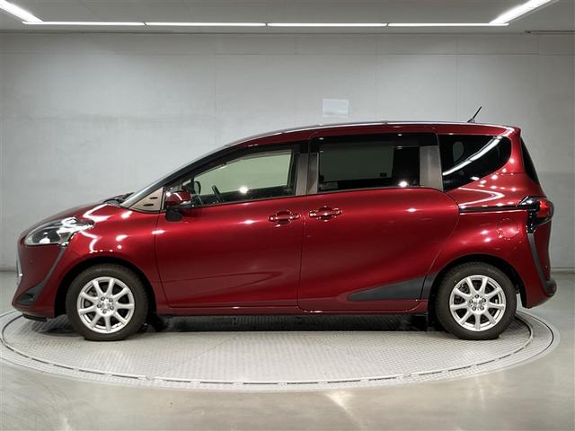 シエンタ Ｇ　クエロ　軽減ブレーキ　両側自動ドア　Ｉストップ　後カメラ　デュアルエアバック　パワーウィンドウ　フルオートエアコン　ウォークスルー　ＬＥＤヘッド　ナビ＆ＴＶ　スマキー　ＶＳＣ　３列　キーレス　アルミ　イモビ（2枚目）