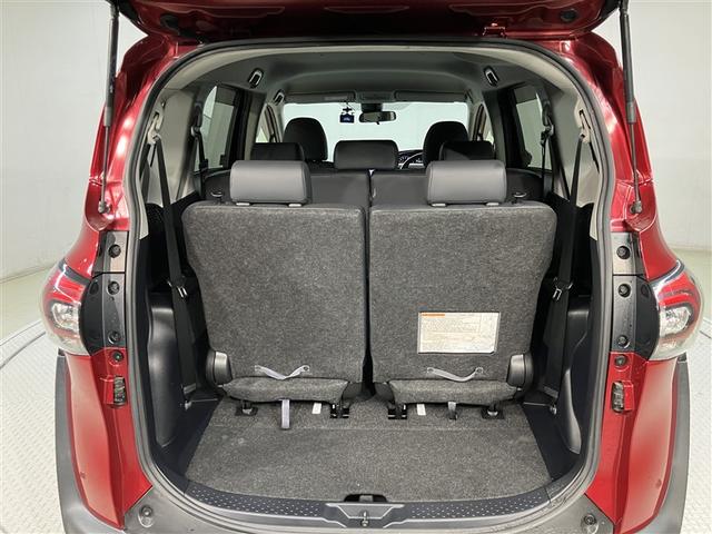 シエンタ Ｇ　クエロ　軽減ブレーキ　両側自動ドア　Ｉストップ　後カメラ　デュアルエアバック　パワーウィンドウ　フルオートエアコン　ウォークスルー　ＬＥＤヘッド　ナビ＆ＴＶ　スマキー　ＶＳＣ　３列　キーレス　アルミ　イモビ（21枚目）