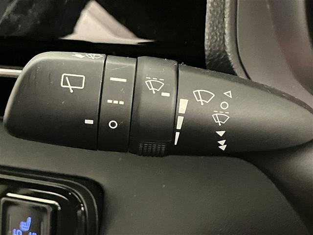 ノア Ｓ－Ｇ　１４３３７ｋｍ　ワンオーナー車　横滑り防止　Ｂモニター　両側自動ドア　クルコン　スマートキ　アルミホイール　リアオートエアコン　ＡＡＣ　ＥＴＣ車載器　イモビライザー　ＬＥＤライト　キーレス　記録簿（18枚目）