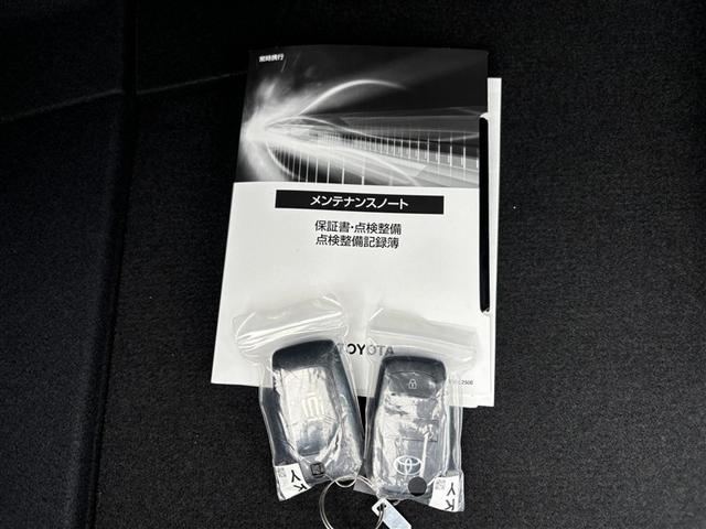 クラウン Z ムーンルーフ レザーシート LEDヘッドライト 1オナ 地デジTV ABS AC100V パワーシート バックモニター スマートキー ETC ドライブレコーダー アルミホイール エアコン 盗難防止装置(40枚目)