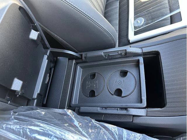 ハリアー G 衝突回避ブレーキ AUX接続 セキュリティーアラーム AAC バックモニタ- 記録簿有 エアロ 1オーナ 横滑防止装置 LEDランプ スマキー キーフリー AW ETC車載器 PS パワーウインドウ(21枚目)