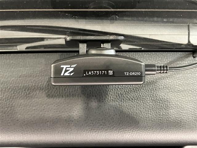 ヴォクシー S-G Rカメラ ミュージックプレイヤー接続可 メモリーナビ アルミホイル LEDヘッドランプ 横滑り防止装置 スマートキ キーレスエントリー 3列シート ナビ&TV フルセグテレビ 盗難防止システム ETC(11枚目)