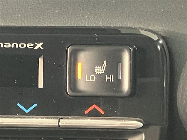 ヴォクシー S-G Rカメラ ミュージックプレイヤー接続可 メモリーナビ アルミホイル LEDヘッドランプ 横滑り防止装置 スマートキ キーレスエントリー 3列シート ナビ&TV フルセグテレビ 盗難防止システム ETC(19枚目)