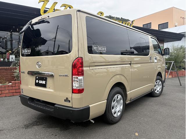 ハイエースバン ロングスーパーGL オートエアコン LEDヘッド イモビライザー フルセグテレビ フルタイム4WD メモリナビ スマ-トキー ETC車載器 AC100V電源 ABS ナビ&TV プリクラッシュシステム 横滑り防止システム(4枚目)