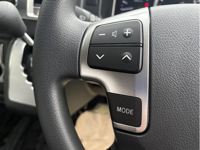 ハイエースバン ロングスーパーGL オートエアコン LEDヘッド イモビライザー フルセグテレビ フルタイム4WD メモリナビ スマ-トキー ETC車載器 AC100V電源 ABS ナビ&TV プリクラッシュシステム 横滑り防止システム(16枚目)