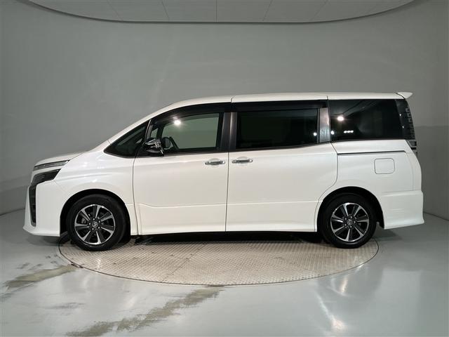 ヴォクシー ZS 煌III プリクラッシュ スマートキ アイスト DVD再生機能 横滑り防止装置 ナビTV アルミ 三列シート WAC 盗難防止 オートエアコン キーレス ETC装備 パワステ メモリナビ クルコン ABS(2枚目)