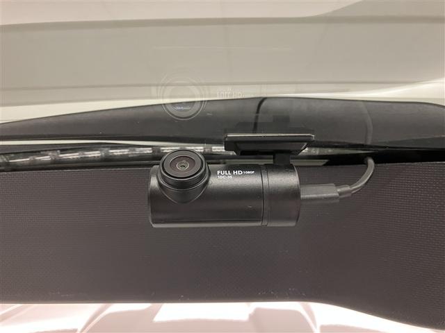 ヴォクシー ZS 煌III プリクラッシュ スマートキ アイスト DVD再生機能 横滑り防止装置 ナビTV アルミ 三列シート WAC 盗難防止 オートエアコン キーレス ETC装備 パワステ メモリナビ クルコン ABS(13枚目)