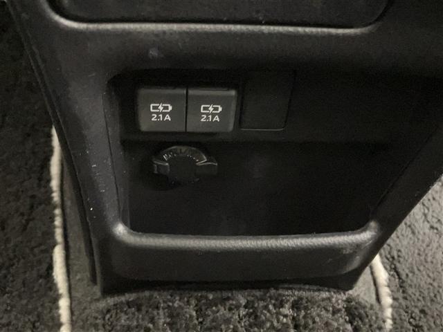 ヴォクシー ZS 煌III プリクラッシュ スマートキ アイスト DVD再生機能 横滑り防止装置 ナビTV アルミ 三列シート WAC 盗難防止 オートエアコン キーレス ETC装備 パワステ メモリナビ クルコン ABS(25枚目)