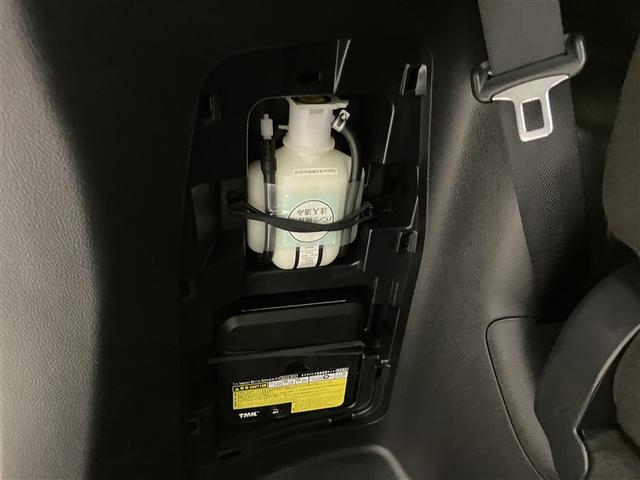 ヴォクシー ZS 煌III プリクラッシュ スマートキ アイスト DVD再生機能 横滑り防止装置 ナビTV アルミ 三列シート WAC 盗難防止 オートエアコン キーレス ETC装備 パワステ メモリナビ クルコン ABS(38枚目)