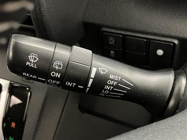 シエンタ G セーフティーエディションII 誤発進抑制装置 両側パワースライドドア DVD 横滑り防止装置 ETC車載器 オートエアコン フルセグTV 盗難防止システム ABS ウォークスルー キーレスエントリー ナビ&TV メモリ-ナビ PS(18枚目)