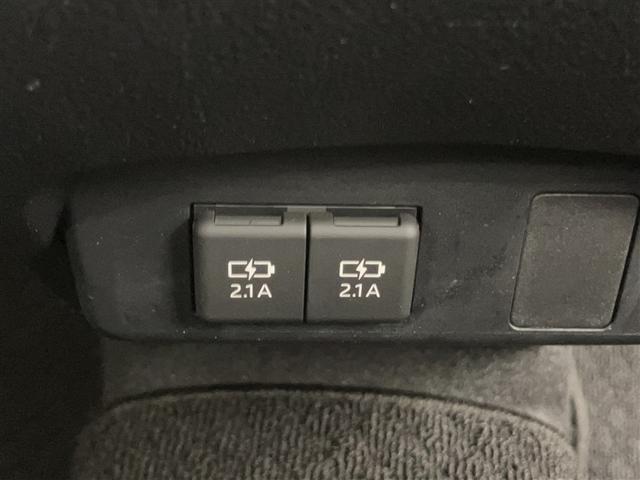 シエンタ G セーフティーエディションII 誤発進抑制装置 両側パワースライドドア DVD 横滑り防止装置 ETC車載器 オートエアコン フルセグTV 盗難防止システム ABS ウォークスルー キーレスエントリー ナビ&TV メモリ-ナビ PS(23枚目)