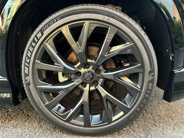 クラウンエステート Ｚ　パワーシート　４ＷＤ　クルーズコントロール　フルセグテレビ　黒革シート　１００Ｖ充電（9枚目）