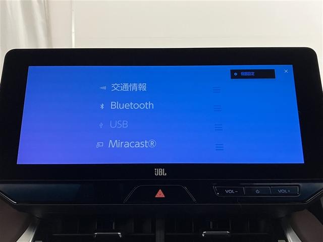 ハリアーハイブリッド Ｚ　レザーパッケージ　パノラマサンルーフ　地デジ　横滑防止　盗難防止システム　Ｂモニター　ＬＥＤライト　パワーウィンドウ　クルコン　スマートキ－　助手席エアバック　パワーシート　エアバッグ　点検記録簿　オートエアコン（12枚目）