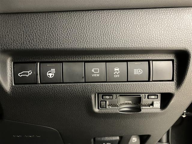 ハリアーハイブリッド Ｚ　レザーパッケージ　パノラマサンルーフ　地デジ　横滑防止　盗難防止システム　Ｂモニター　ＬＥＤライト　パワーウィンドウ　クルコン　スマートキ－　助手席エアバック　パワーシート　エアバッグ　点検記録簿　オートエアコン（13枚目）