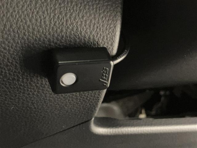 ハリアーハイブリッド Ｚ　レザーパッケージ　パノラマサンルーフ　地デジ　横滑防止　盗難防止システム　Ｂモニター　ＬＥＤライト　パワーウィンドウ　クルコン　スマートキ－　助手席エアバック　パワーシート　エアバッグ　点検記録簿　オートエアコン（21枚目）