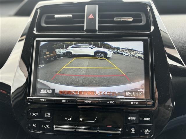 プリウス Ａ　ＰＣＳ　フルセグＴＶ　ＡＣ１００Ｖ電源　ＬＥＤランプ　ドライブレコーダー　ＤＶＤ再生可能　４ＷＤ　オートエアコン　ＥＴＣ付　ミュージックプレイヤー接続可　盗難防止システム　ナビ＆ＴＶ　スマートキー（10枚目）