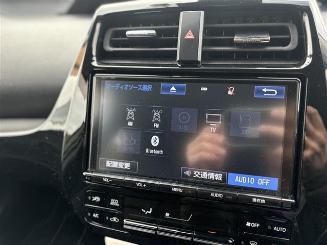プリウス Ａ　ＰＣＳ　フルセグＴＶ　ＡＣ１００Ｖ電源　ＬＥＤランプ　ドライブレコーダー　ＤＶＤ再生可能　４ＷＤ　オートエアコン　ＥＴＣ付　ミュージックプレイヤー接続可　盗難防止システム　ナビ＆ＴＶ　スマートキー（11枚目）