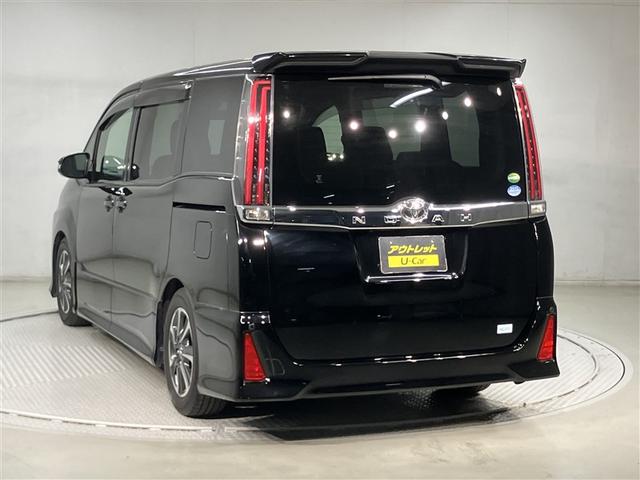 ノア Ｓｉ　ローダウン　１オーナー　プリクラッシュ　ＬＥＤヘットライト　ＥＴＣ付き　ドライブレコーダー　クルコン　横滑り防止機能　ナビＴＶ　三列シート　ＡＷ　ＡＡＣ　パワーウインドウ　メモリーナビ　ＡＢＳ（4枚目）