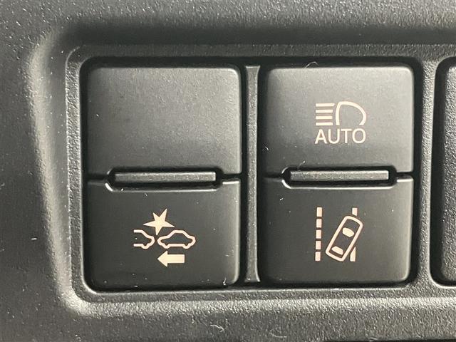 ノア Ｓｉ　ローダウン　１オーナー　プリクラッシュ　ＬＥＤヘットライト　ＥＴＣ付き　ドライブレコーダー　クルコン　横滑り防止機能　ナビＴＶ　三列シート　ＡＷ　ＡＡＣ　パワーウインドウ　メモリーナビ　ＡＢＳ（12枚目）