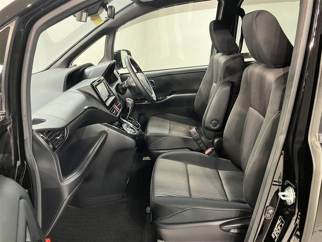 ノア Ｓｉ　ローダウン　１オーナー　プリクラッシュ　ＬＥＤヘットライト　ＥＴＣ付き　ドライブレコーダー　クルコン　横滑り防止機能　ナビＴＶ　三列シート　ＡＷ　ＡＡＣ　パワーウインドウ　メモリーナビ　ＡＢＳ（17枚目）