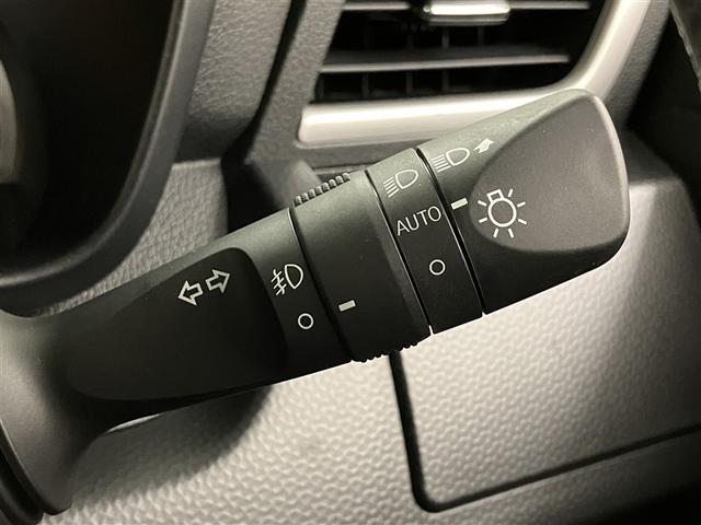 ルーミー カスタムＧ　アイドリング　両側電動ＳＤ　ＬＥＤヘット　バックビューモニター　衝突回避ブレーキ　地デジ　スマートキー　メモリナビ　クルーズコントロール　点検記録簿　ＤＶＤ　ＥＴＣ　ドライブレコーダー　１オーナー（18枚目）